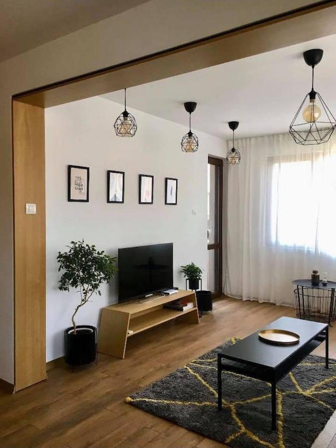 Golden View Of Plovdiv Apartment Exterior photo